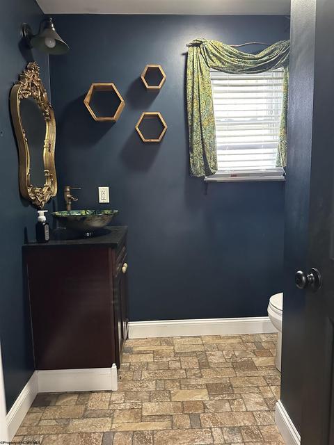 107 E Olive St, Bridgeport, WV 26330 photo 12