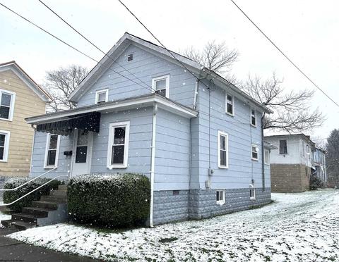 111 Monroe St, Mannington, WV 26582 photo 2