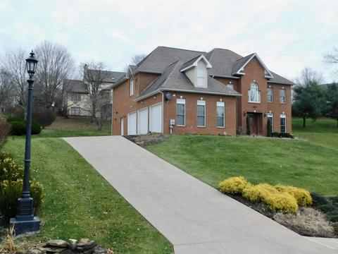 1504 Foxtrot Dr, Morgantown, WV 26508