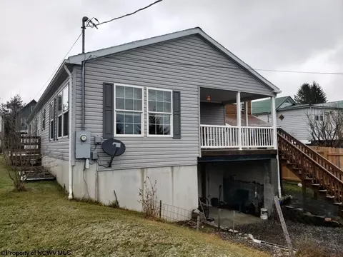 377 Fairfax Ave #BUCKMAR ALLEY, Davis, WV 26260