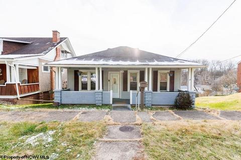 196 Magnolia Ave, Clarksburg, WV 26301