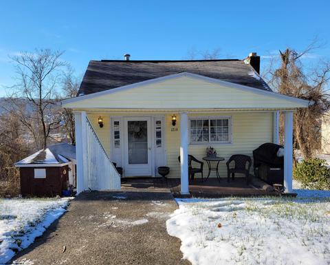 1219 N Ohio Ave, Clarksburg, WV 26301