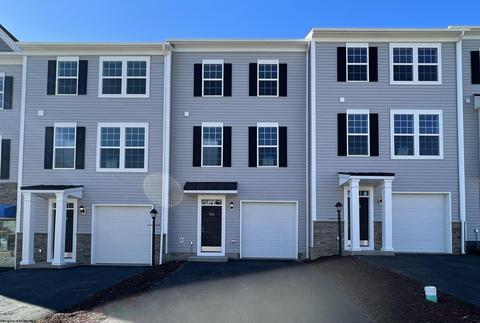 711 Mulligan Ct # HOME 3, Maidsville, WV 26541