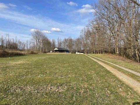 1701 Bowman Hill Rd, Moatsville, WV 26405
