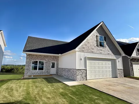 1019 Slippery Elm Ln, Morgantown, WV 26501