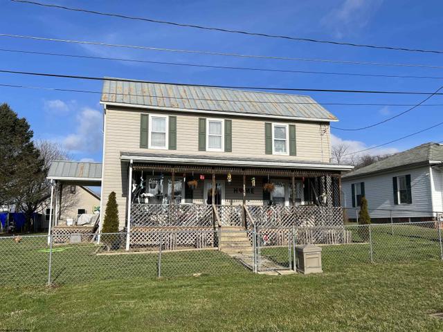 175 Helens Pl, Clarksburg, WV 26301