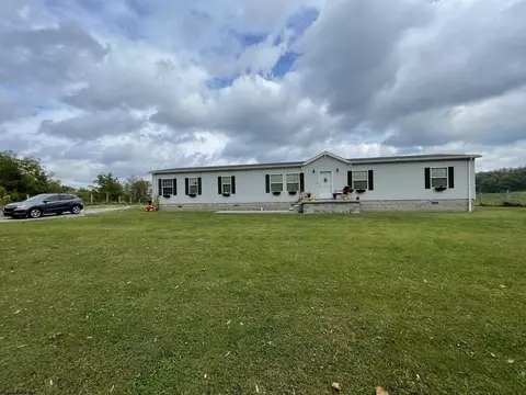 554 Jonestown Mt Liberty Rd, Philippi, WV 26416