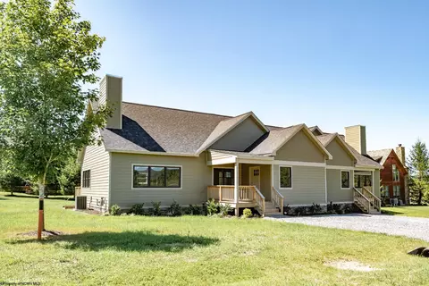 40 Penny Ln, Davis, WV 26260