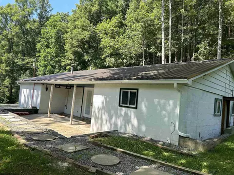 8504 Husky Hwy, Metz, WV 26585