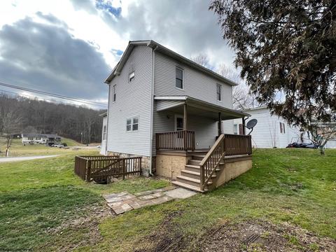 349 S Beverly Pike, Belington, WV 26250