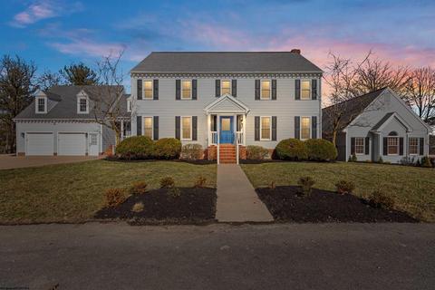 7 Nordic Dr, Morgantown, WV 26505