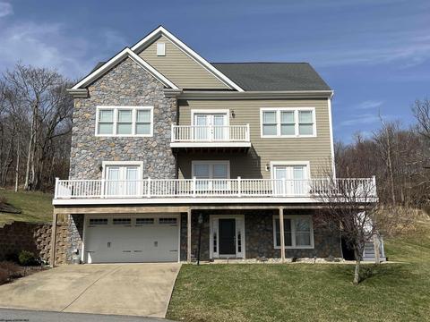 1207 Paradise Point Ct, Morgantown, WV 26508