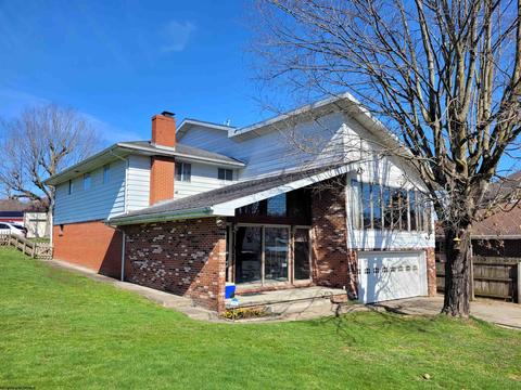 110 W Virginia Ave, Nutter Fort, WV 26301