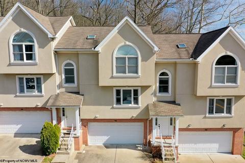 103 Cadet Ct, Morgantown, WV 26508
