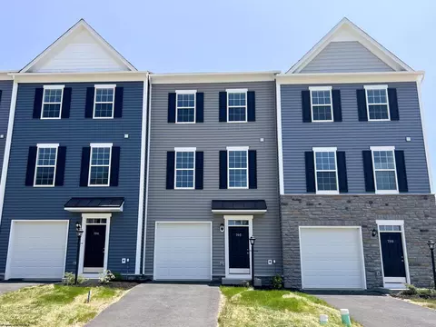 702 Mulligan Ct # HOME 59, Maidsville, WV 26541