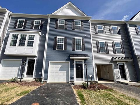 704 Mulligan Ct # HOME 58, Maidsville, WV 26541