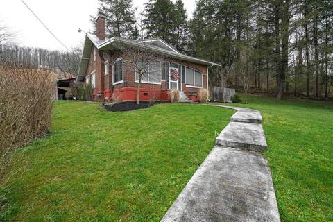 34 Skyline Dr, Buckhannon, WV 26201