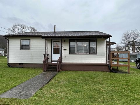30 Chris Dr, Parsons, WV 26287