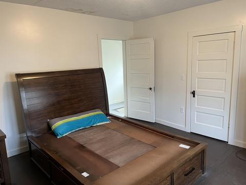 211 E 8th St, Weston, WV 26452 photo 5