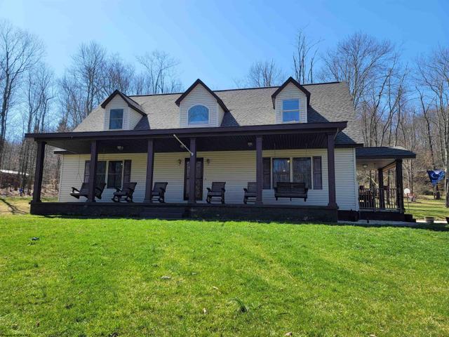 53 Foxwood Dr, Bruceton Mills, WV 26525
