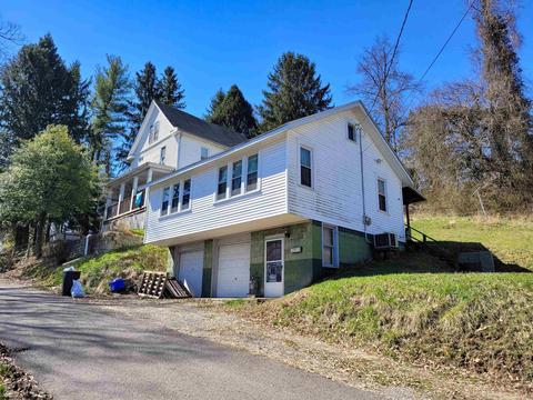 48 W Main St, Westover, WV 26501