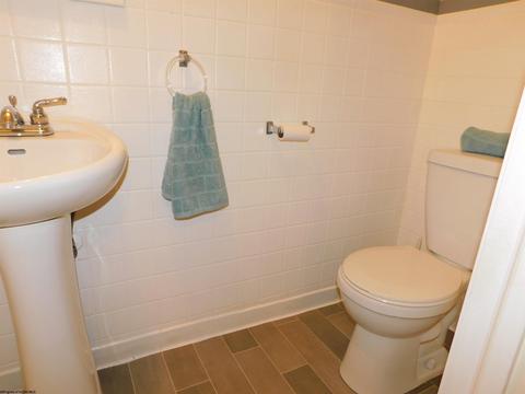 126 E Olive St, Bridgeport, WV 26330 photo 18