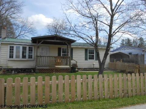 1707 Livingston Ave, Elkins, WV 26241