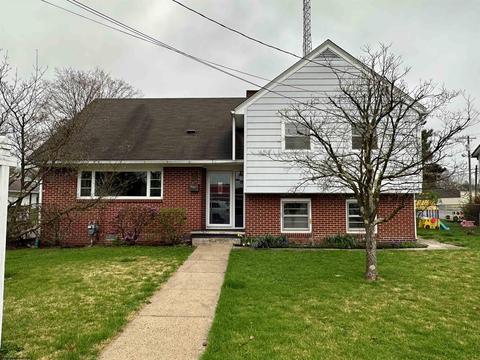 98 Findley St, Elkins, WV 26241