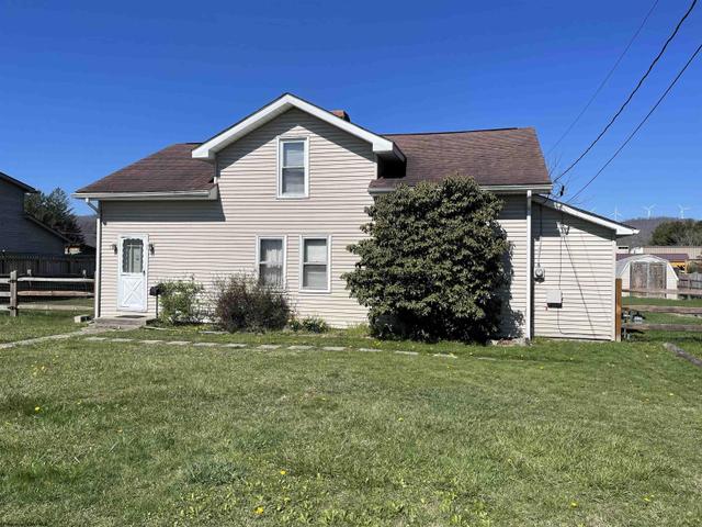 11 Goff St, Elkins, WV 26241