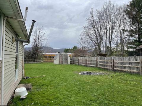 11 Goff St, Elkins, WV 26241 photo 19