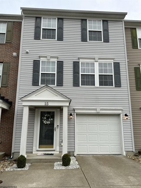15 Robin Ln, Morgantown, WV 26508