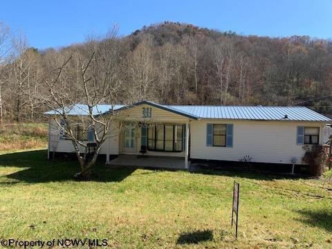 4484 E Us Hwy 33 Hwy, Glenville, WV 26351