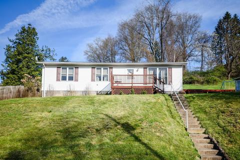 6 Bonasso Dr, Fairmont, WV 26554