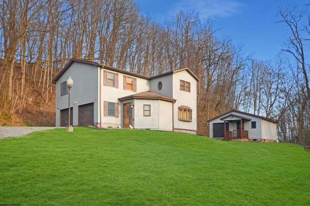1938 Blue Horizon Dr, Morgantown, WV 26501