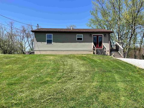 54 Jarrett Dr, Grafton, WV 26354