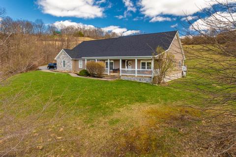 178 Swan Ln, Grafton, WV 26354