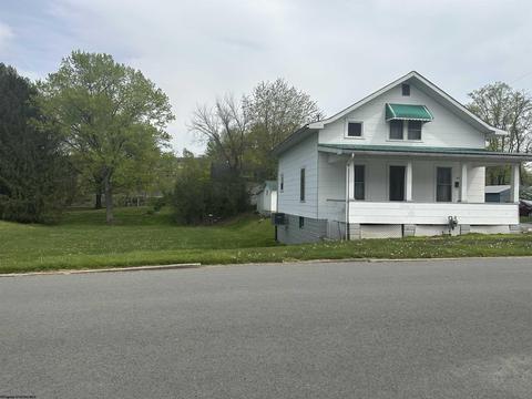 200 Beech Ave, Philippi, WV 26416