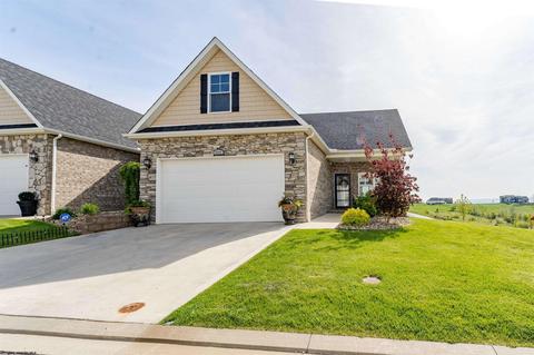 200 Red Oak Ln, Morgantown, WV 26501