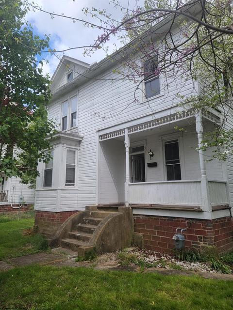 5 Zeno St, Buckhannon, WV 26201