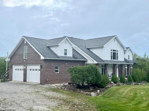 2349 Old Elkins Rd, Buckhannon, WV 26201