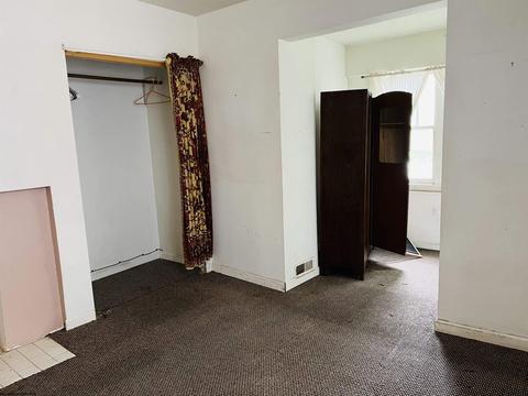 605 E Main St, Mannington, WV 26582 photo 11