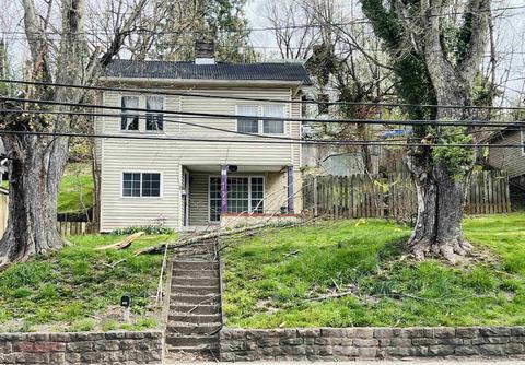 605 E Main St, Mannington, WV 26582