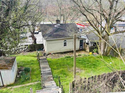 605 E Main St, Mannington, WV 26582 photo 18