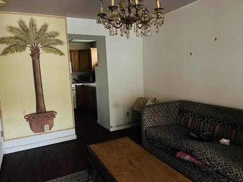 605 E Main St, Mannington, WV 26582 photo 7