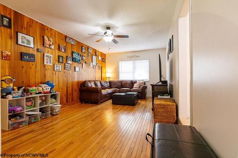 232 Front St, Lost Creek, WV 26385 photo 7