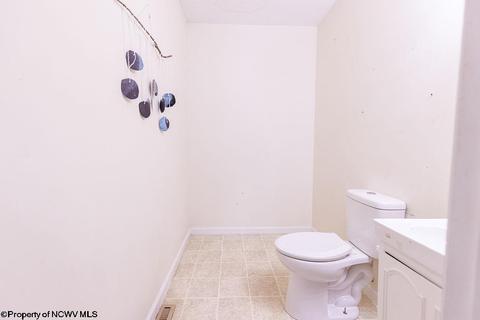 232 Front St, Lost Creek, WV 26385 photo 15