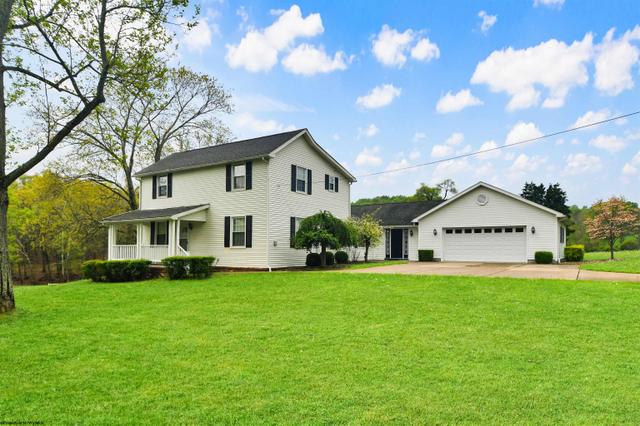 1104 S Pierpont Rd, Morgantown, WV 26508