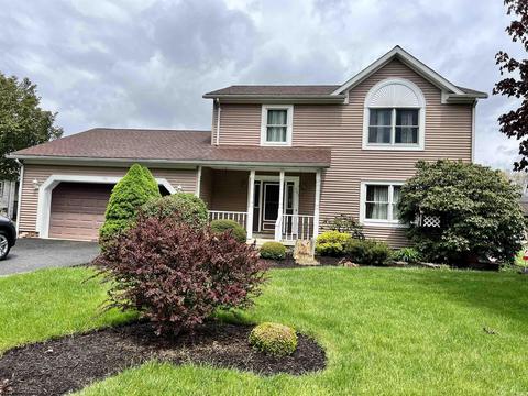 101 Valley Ct, Elkins, WV 26241