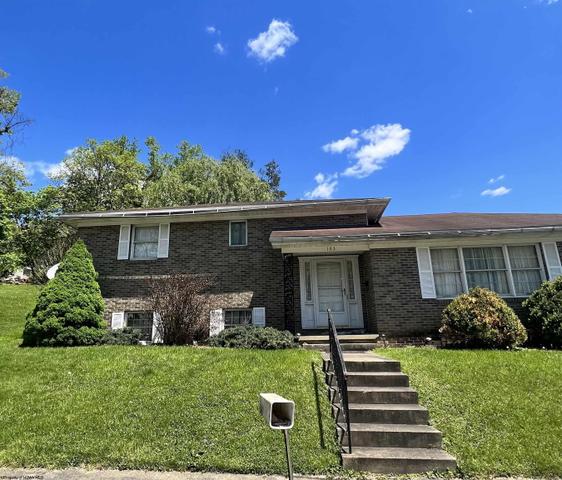 183 E Main St, Salem, WV 26426