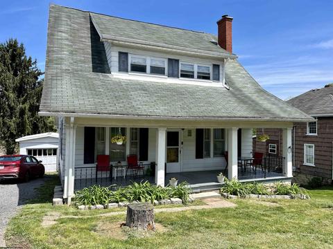 2382 Miller Ave, Pleasant Valley, WV 26554